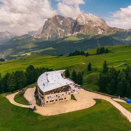 Paradiso Pure.Living Vegan Hotel Alpe Di Siusi Extérieur photo